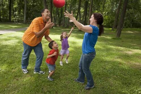 孩子沉迷電子產品 高情商媽媽是這樣做的